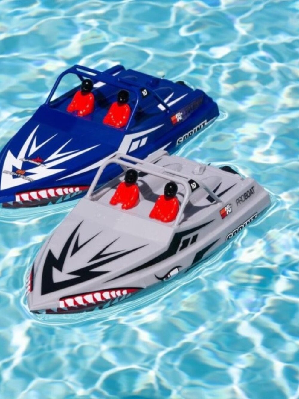 Horizon Hobby Sprintjet 9” Self-Righting Deep-V Jet Boat Brushed RTR, Silver